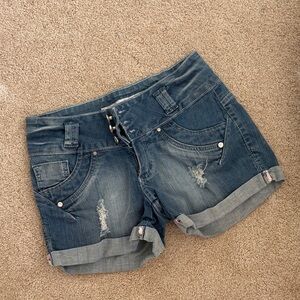 Stylish Blue Denim Women's Shorts
